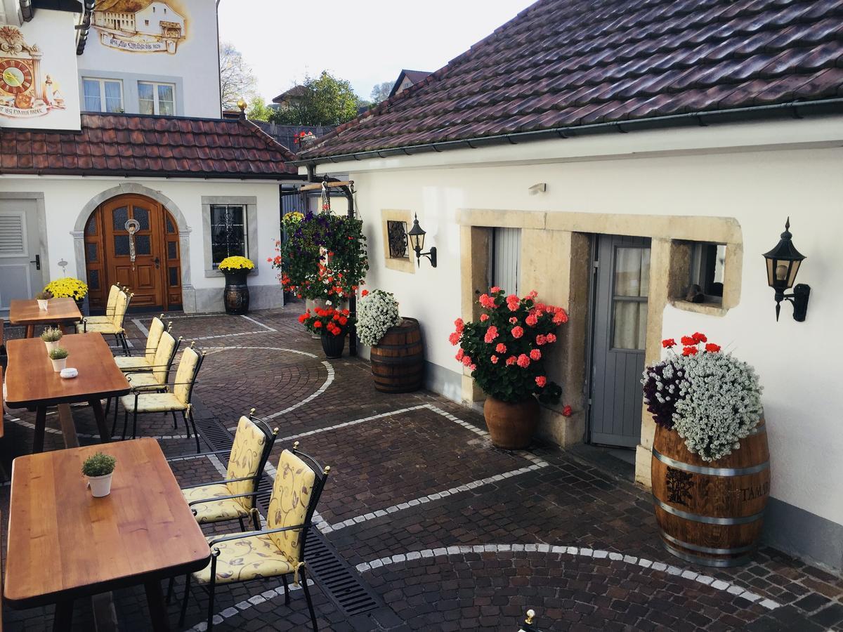 Hotel Kreuz Holderbank Buitenkant foto